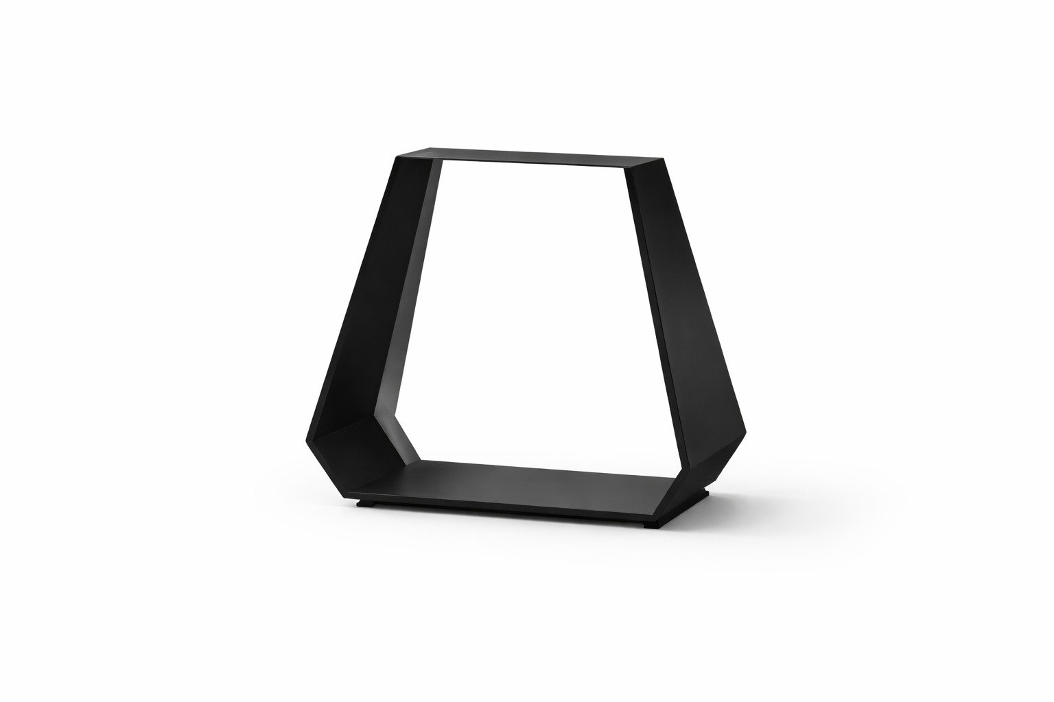 VELAR DINING Thumbnail